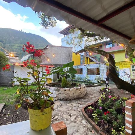 Garden House Hostal Baños Buitenkant foto