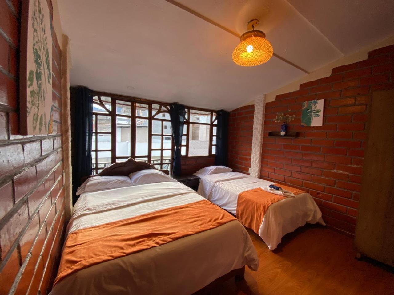 Garden House Hostal Baños Buitenkant foto