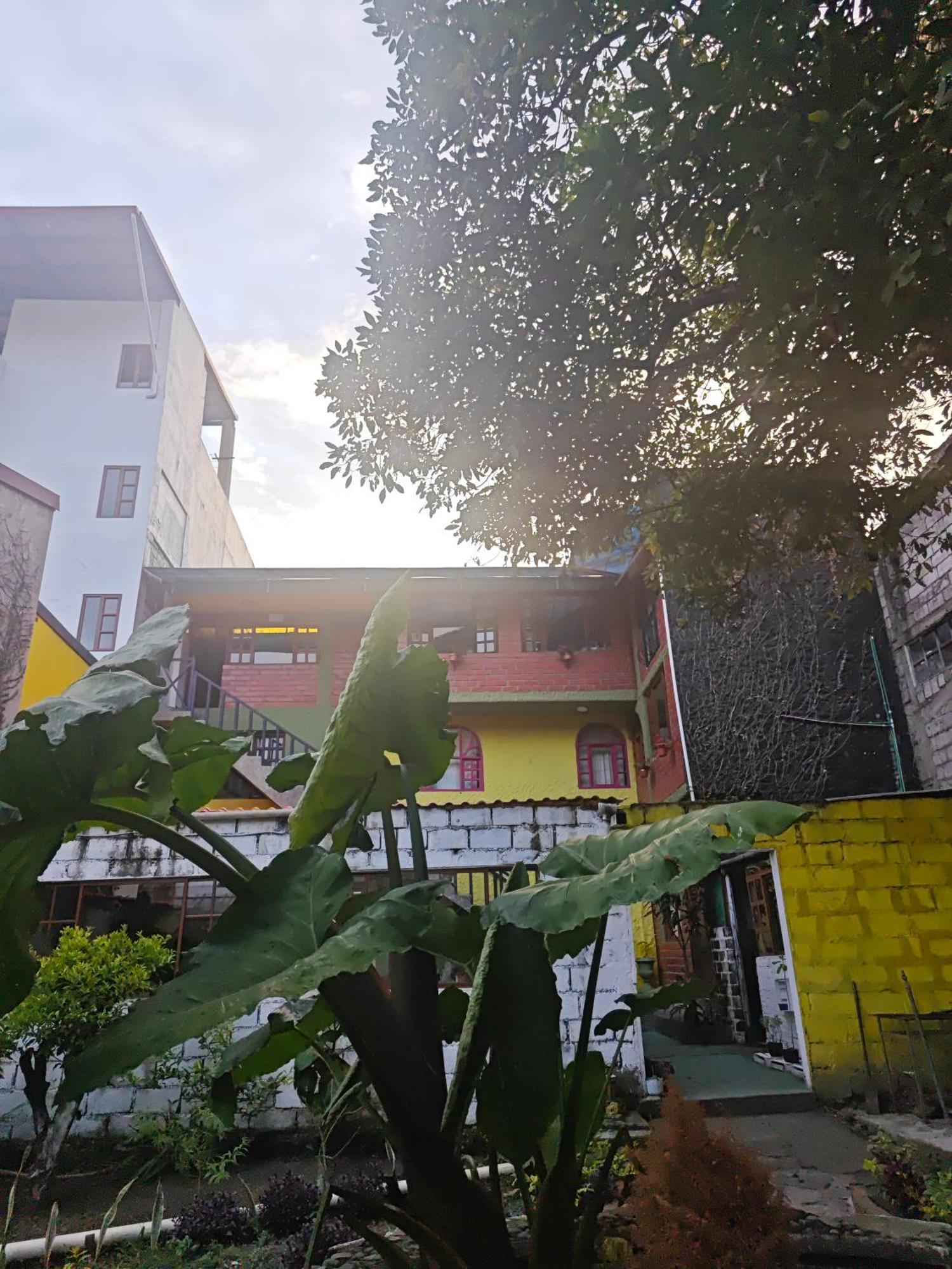 Garden House Hostal Baños Buitenkant foto
